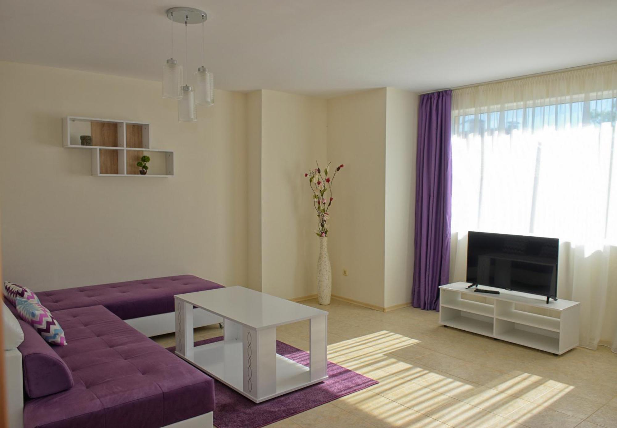 Rusalka Apart-Residence Obzor Bagian luar foto