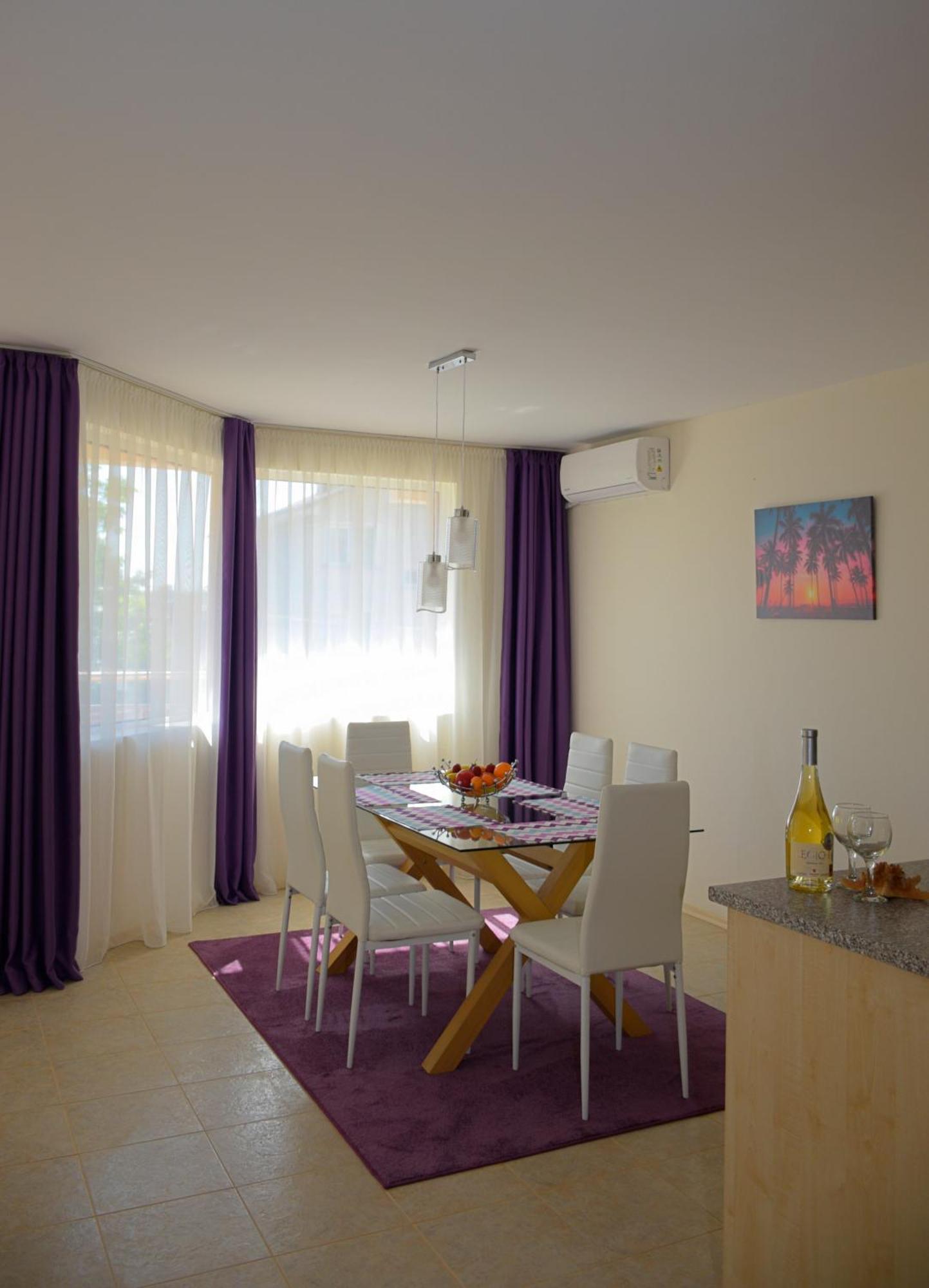 Rusalka Apart-Residence Obzor Bagian luar foto